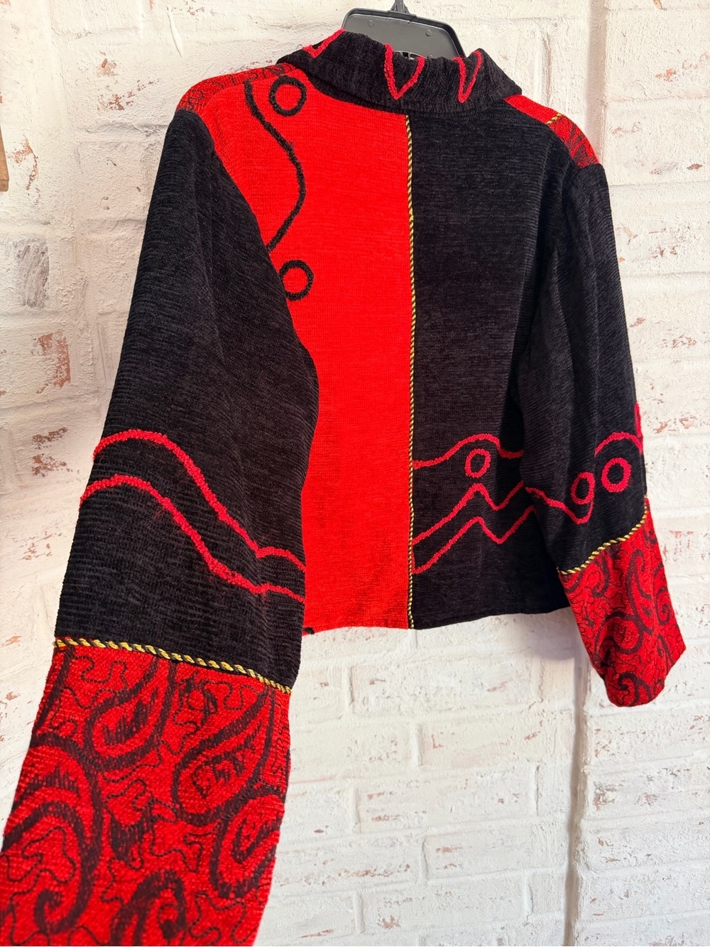 Carrie Allen Vintage Embroidered Tapestry Cropped Jacket Red Black Size M - Picture 6 of 10